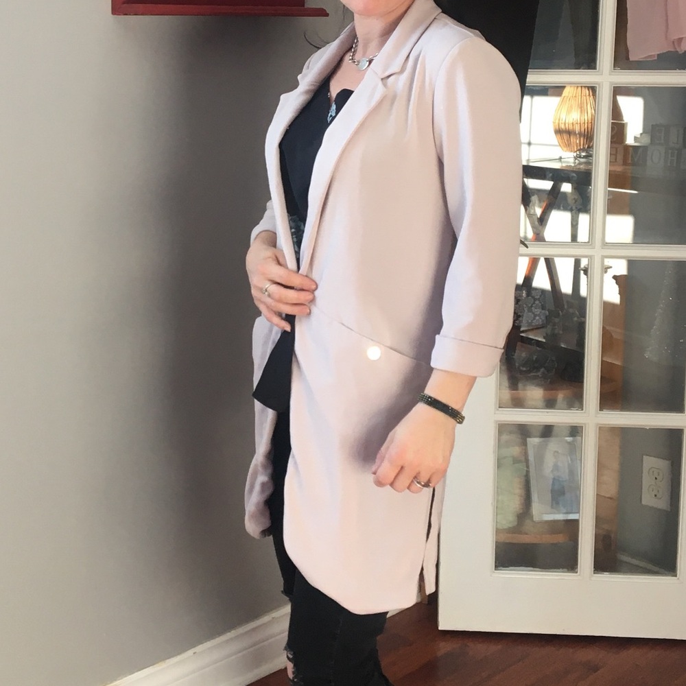 Dynamite light pink 3/4 length blazer